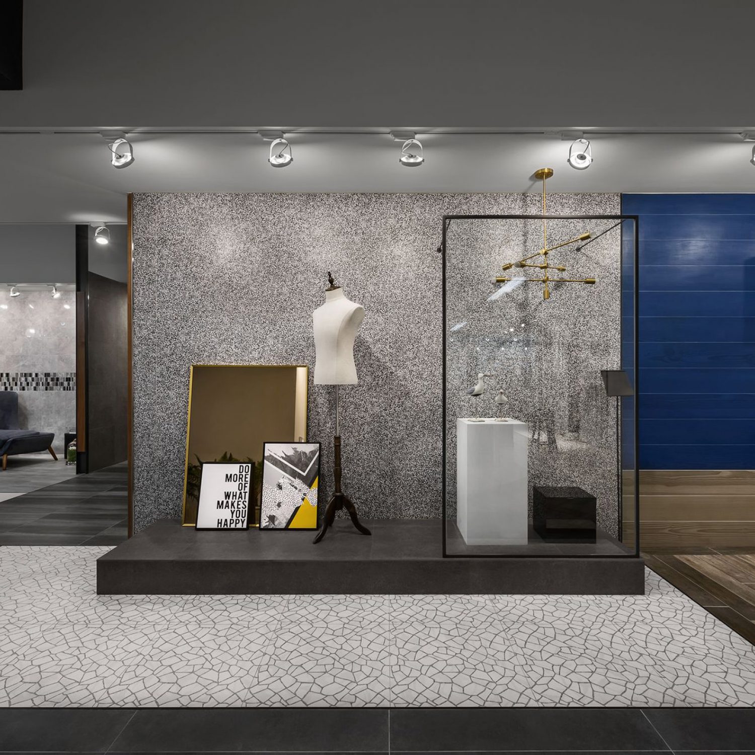 造型牆設計案例：冠軍居家生活館